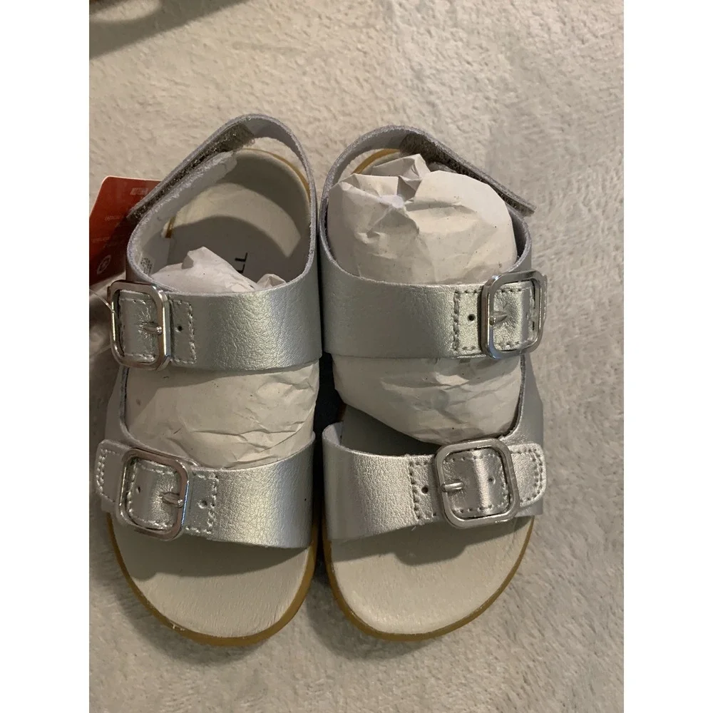 New In Box  Toddler Girls 7.5M Regular Merrell Bare Steps Silver Sandals Shoes
